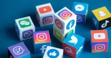 Définition et description des réseaux sociaux